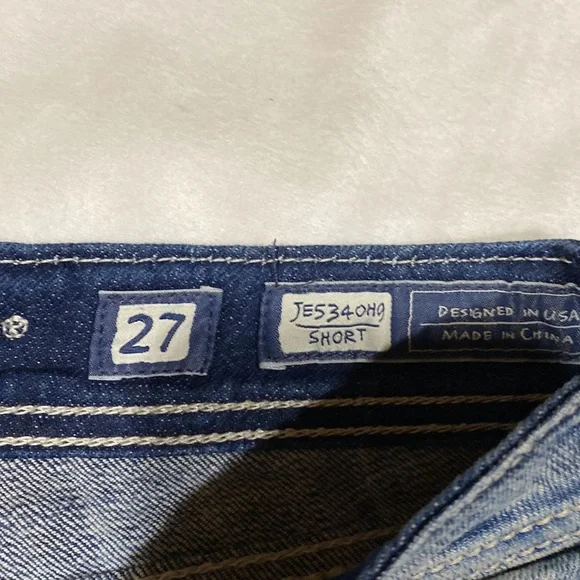 Miss me denim shorts. Size 27 ladies. - Picture 4 of 10